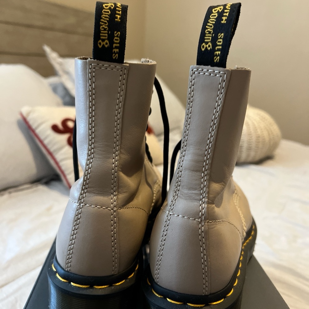 Dr. Martens Women's Beige Combat Boots - Picture 3 of 3